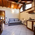 Antico Pozzo Apartment Белладжо