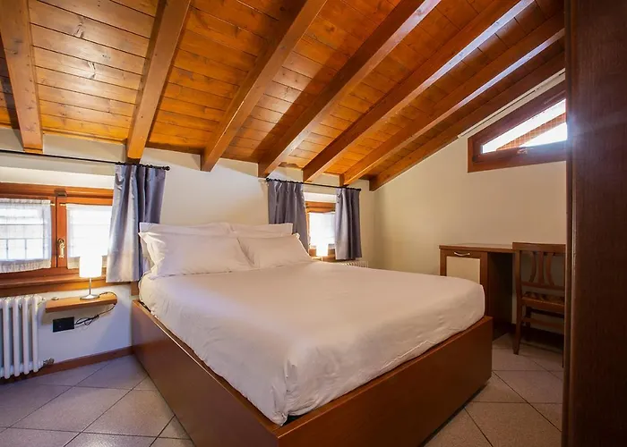 Antico Pozzo Apartment 3*