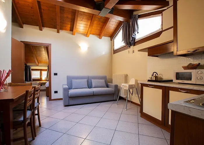 Antico Pozzo Apartment Белладжо