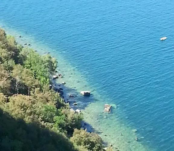 Antico Pozzo Apartment Белладжо